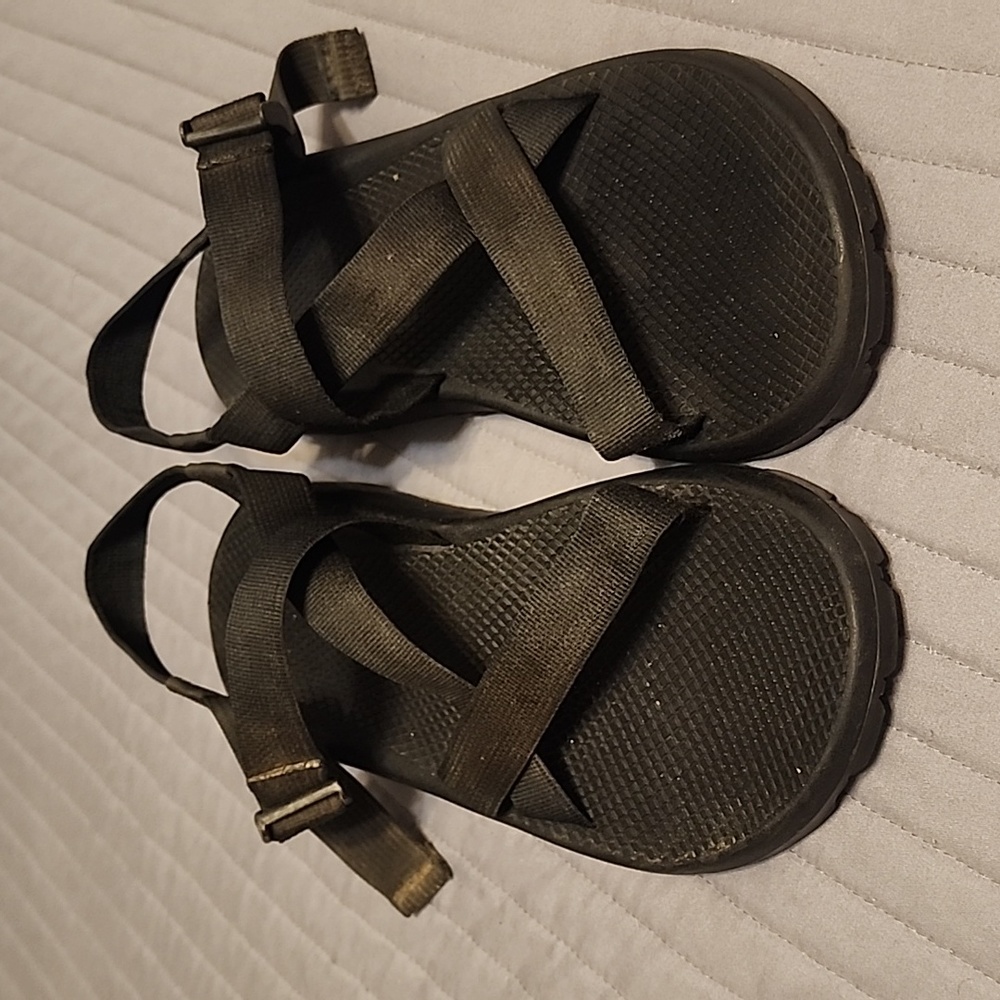 Men's Chacos black sandles size 12
